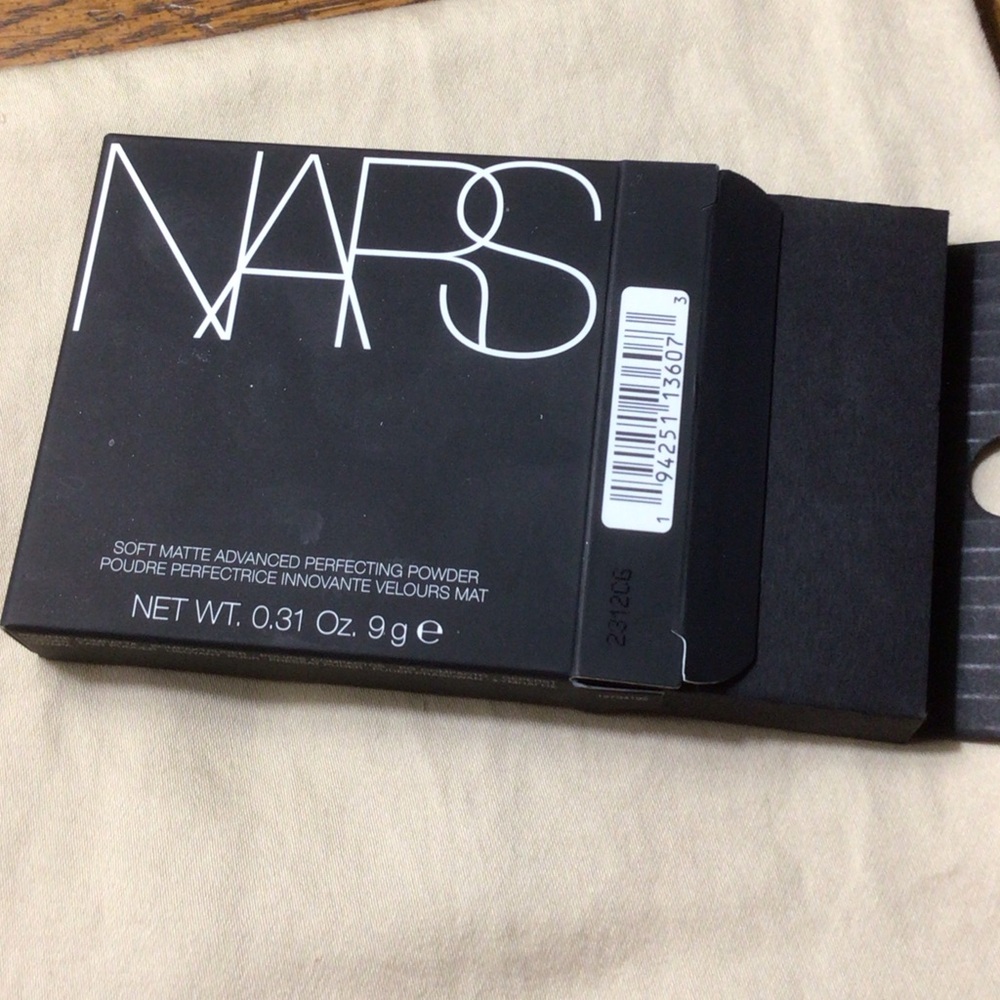 NARS Soft Matte Powder in Black Packaging. Color is Cove